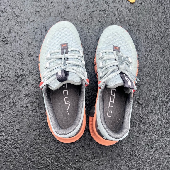 Nike Metcon Free 5 Campfire Orange / Mica Green - Picture 2 of 4